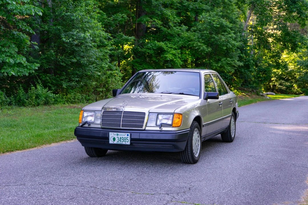 1987 Mercedes-Benz W124 E-Class - Image 25 of 31