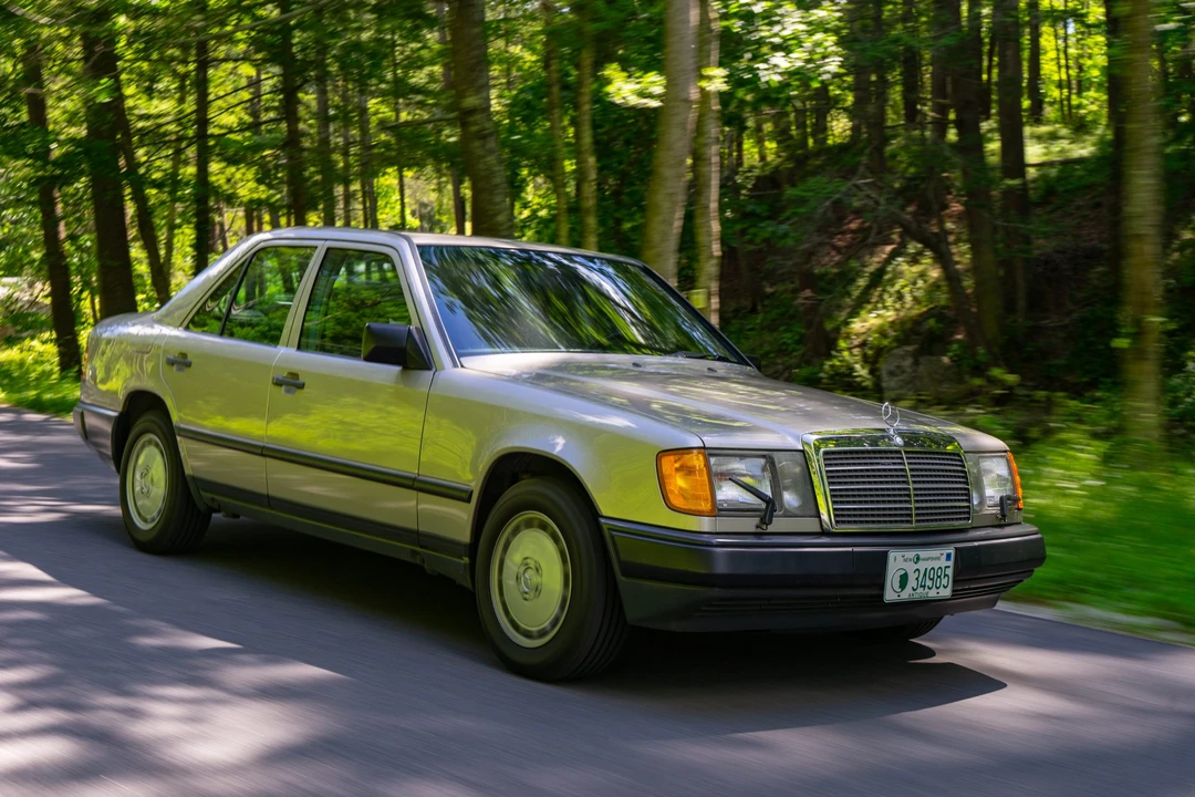 1987 Mercedes-Benz W124 E-Class - Image 29 of 31