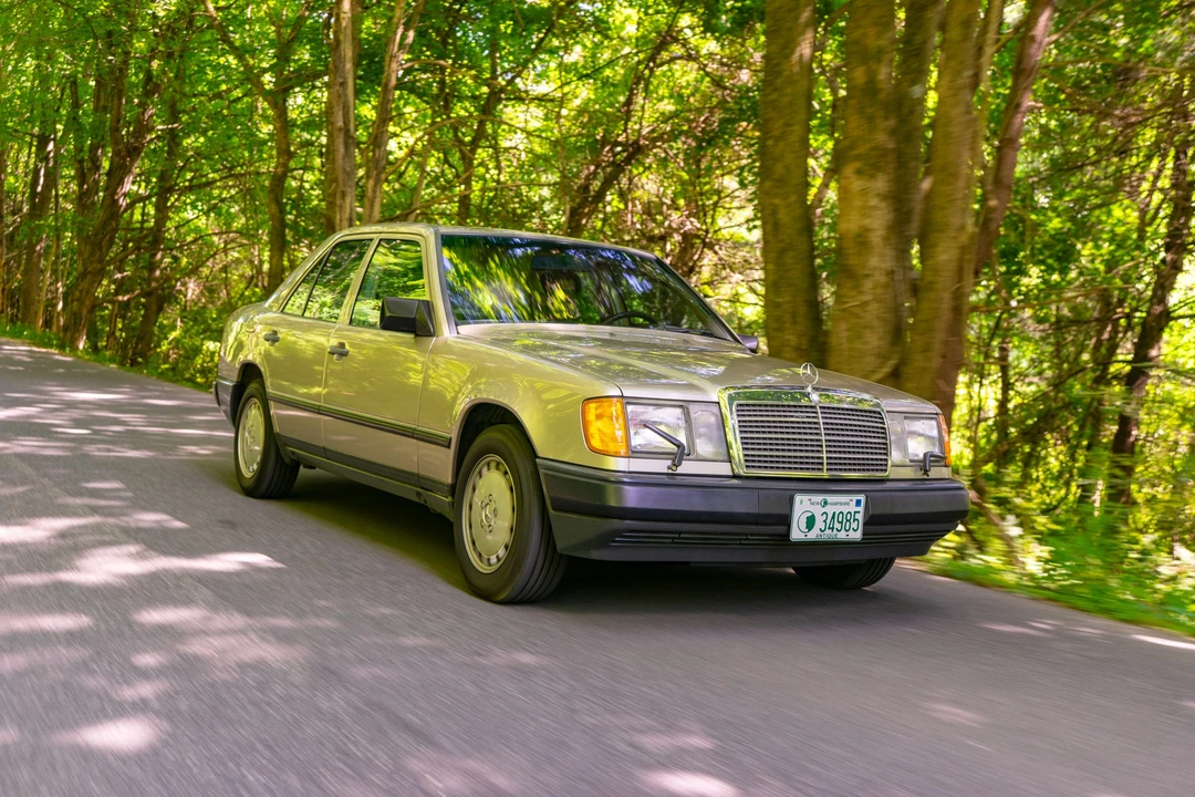 1987 Mercedes-Benz W124 E-Class - Image 30 of 31