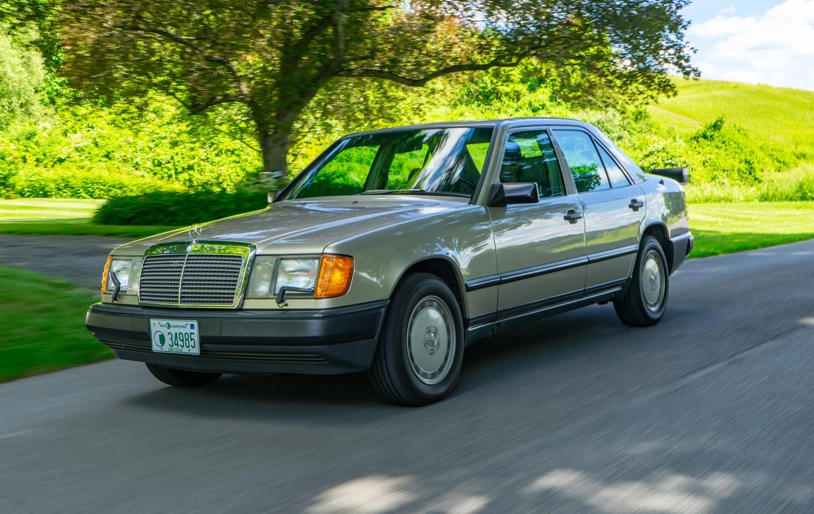 1987 Mercedes-Benz W124 E-Class - Image 4 of 31