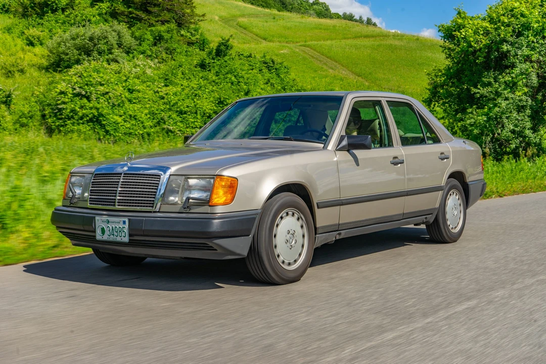 1987 Mercedes-Benz W124 E-Class - Image 15 of 31