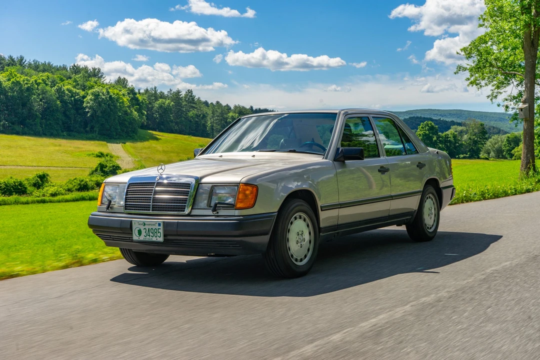 1987 Mercedes-Benz W124 E-Class - Image 19 of 31