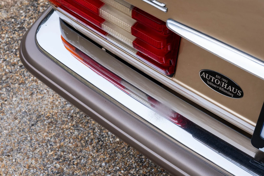 1987 Mercedes-Benz W126 S-Class Sedan - Image 27 of 31