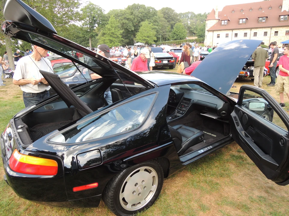 1987 Porsche 928 S4 - Image 30 of 31