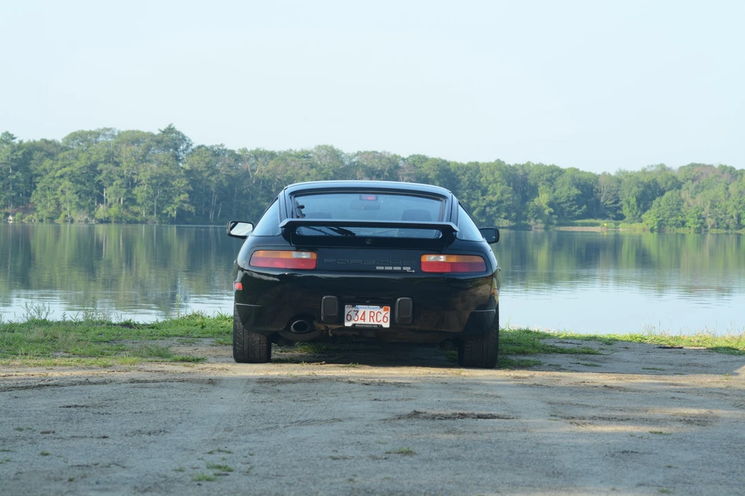 1987 Porsche 928 S4 - Image 8 of 31