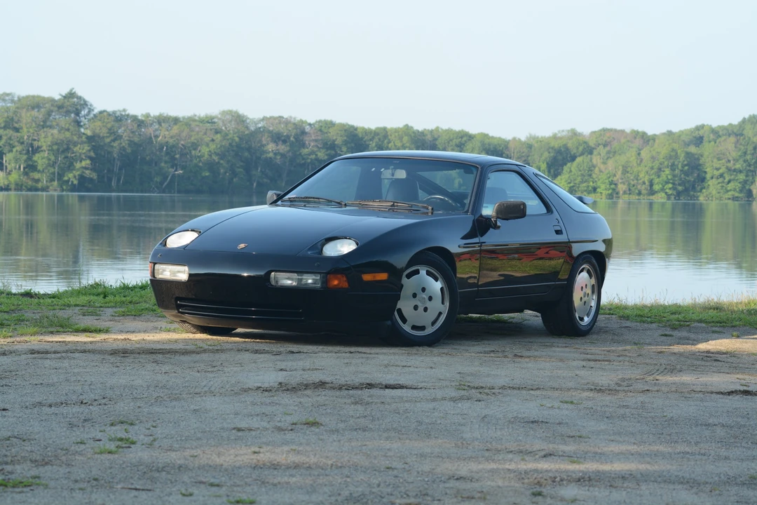 1987 Porsche 928 S4 - Image 14 of 31