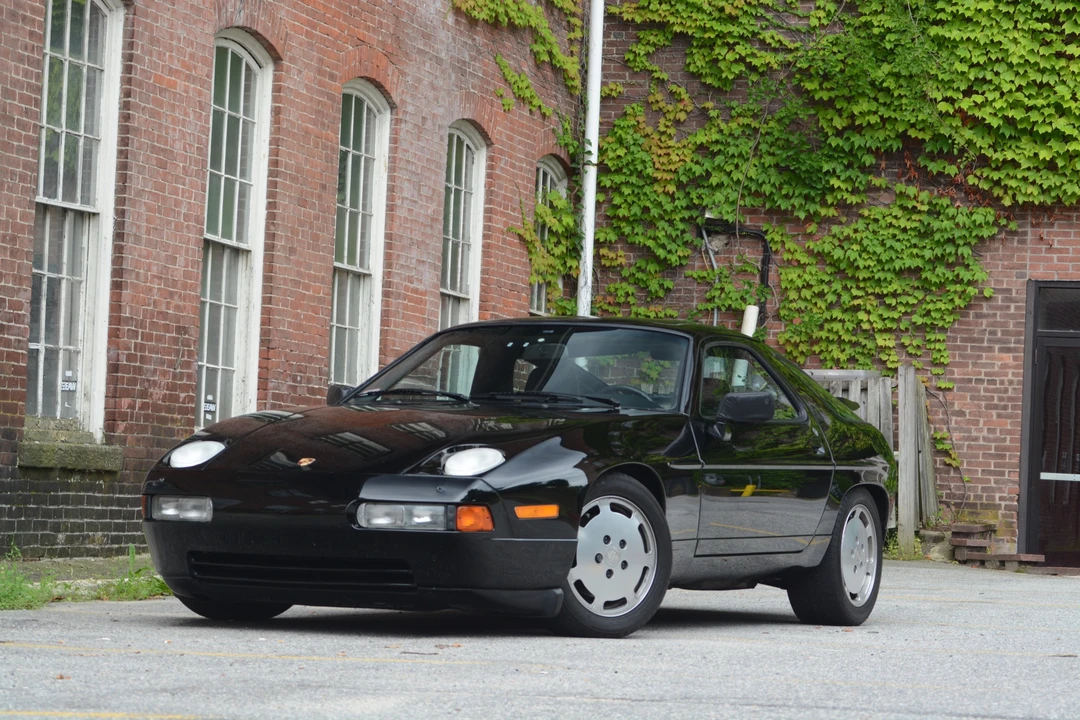 1987 Porsche 928 S4 - Image 15 of 31
