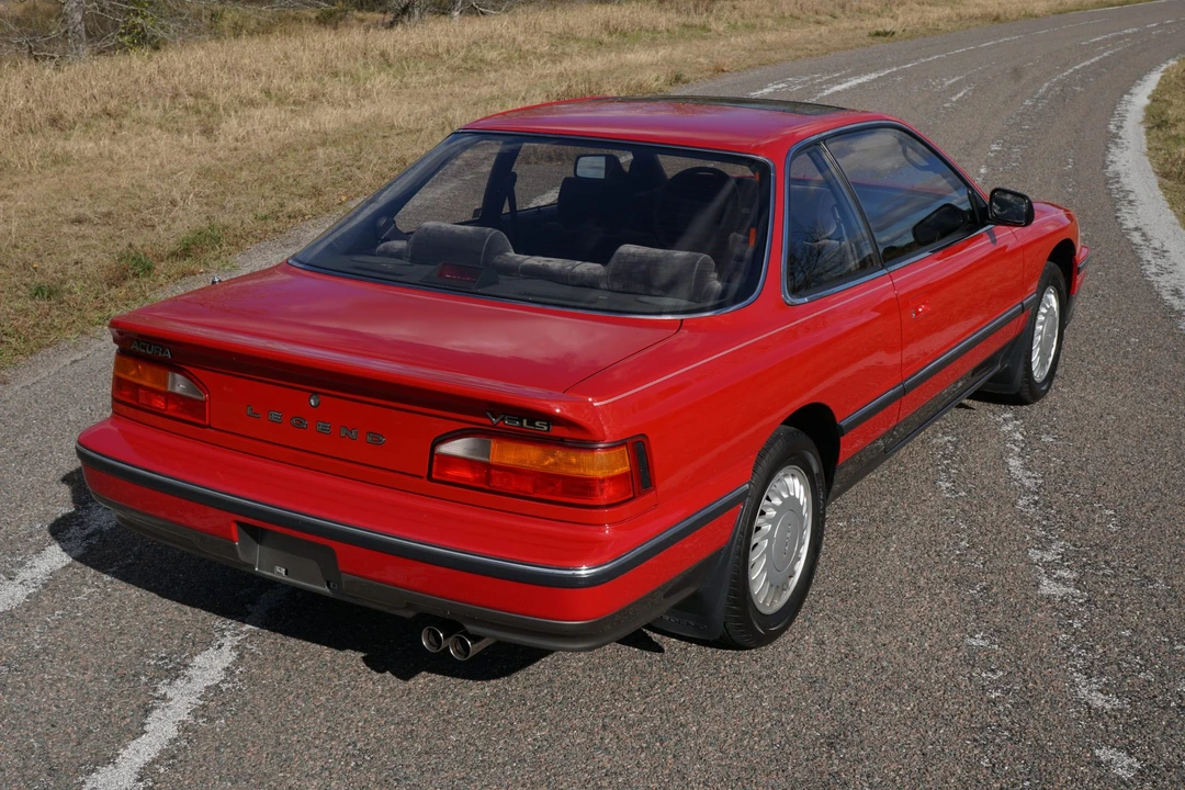 1988 Acura Legend 1st Gen - Image 19 of 31