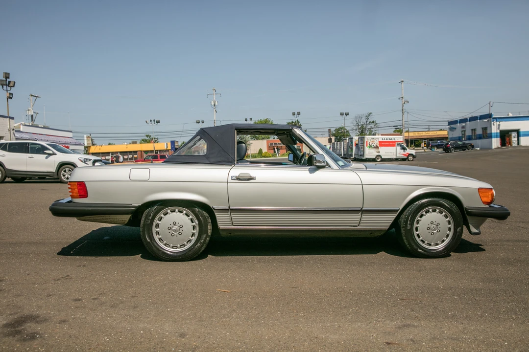 1988 Mercedes-Benz R107 SL-Class - Image 16 of 31