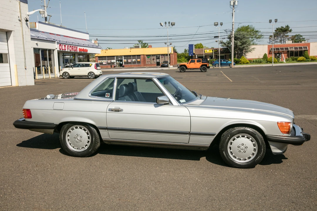 1988 Mercedes-Benz R107 SL-Class - Image 17 of 31
