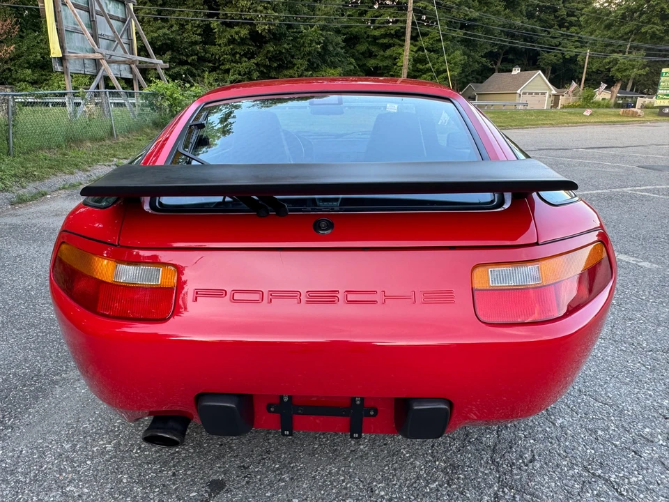 1988 Porsche 928 S4 - Image 16 of 31