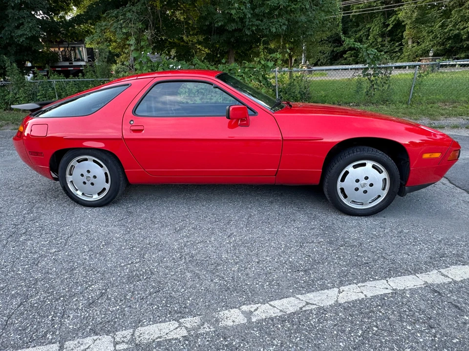 1988 Porsche 928 S4 - Image 23 of 31