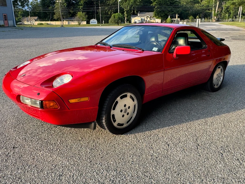 1988 Porsche 928 S4 - Image 7 of 31