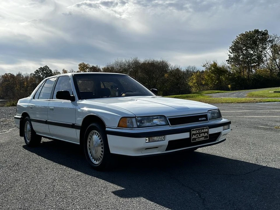 1989 Acura Legend 1st Gen - Image 11 of 31
