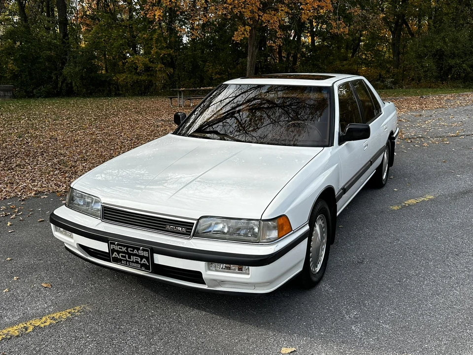 1989 Acura Legend 1st Gen - Image 15 of 31