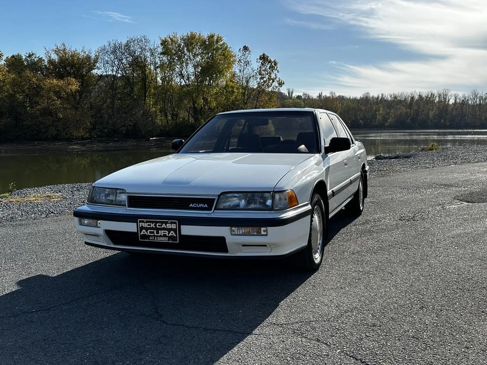 1989 Acura Legend 1st Gen - Image 2 of 31