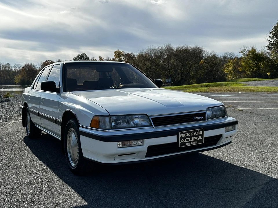 1989 Acura Legend 1st Gen - Image 12 of 31