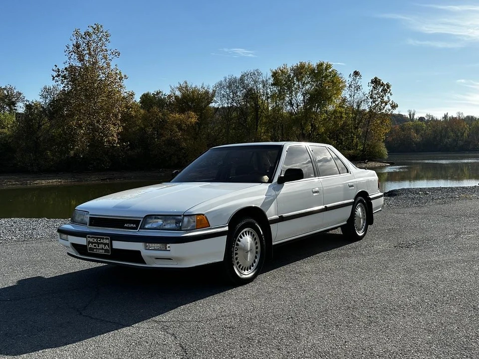 1989 Acura Legend 1st Gen - Image 4 of 31