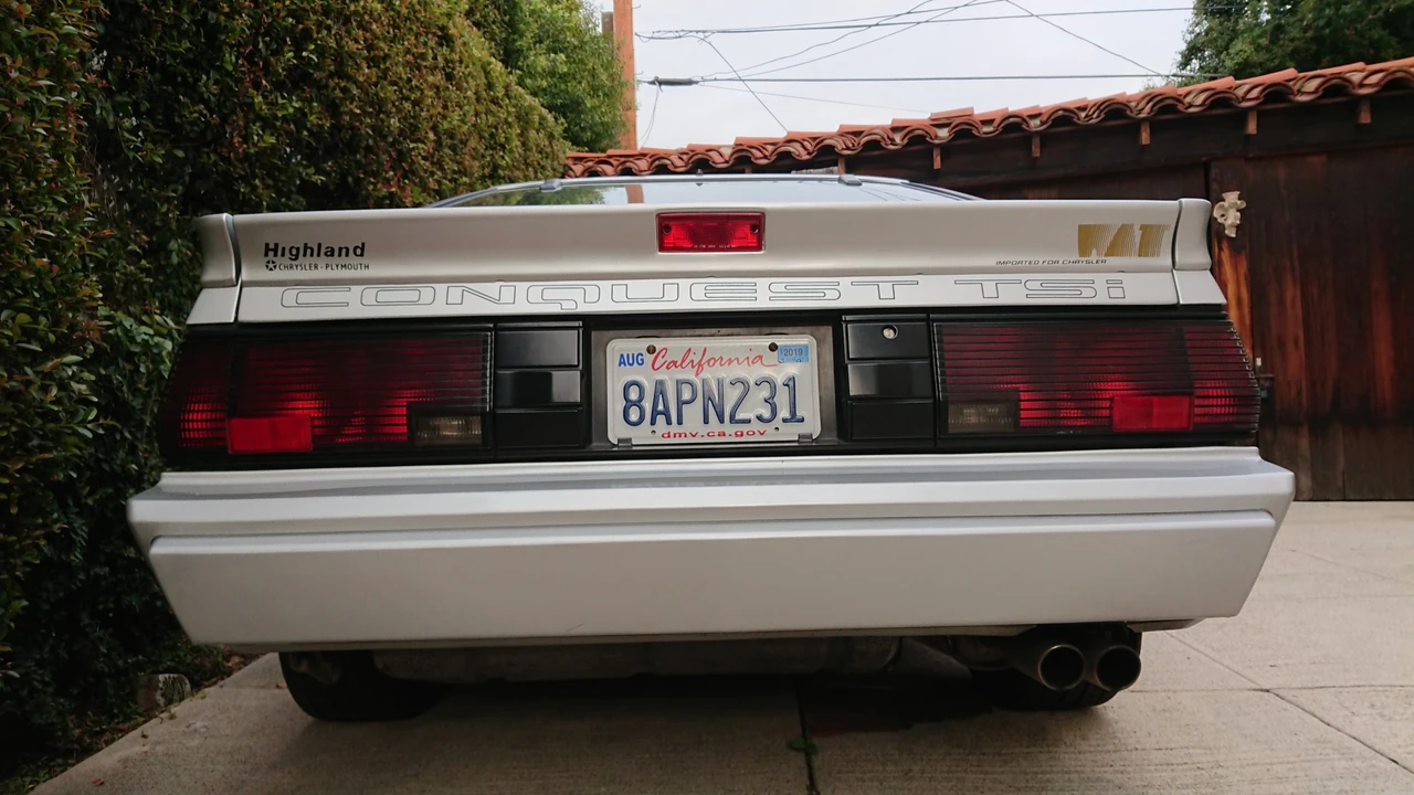 1989 Chrysler Conquest - Image 14 of 31