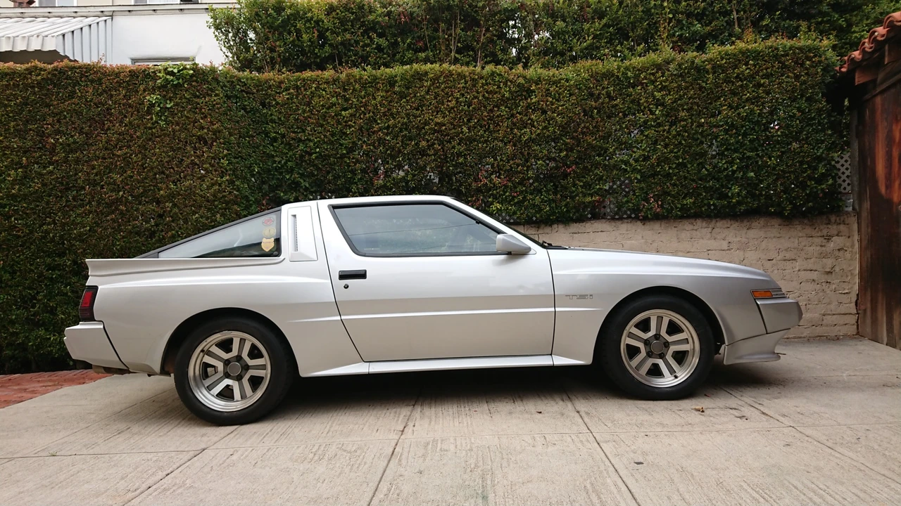 1989 Chrysler Conquest - Image 11 of 31