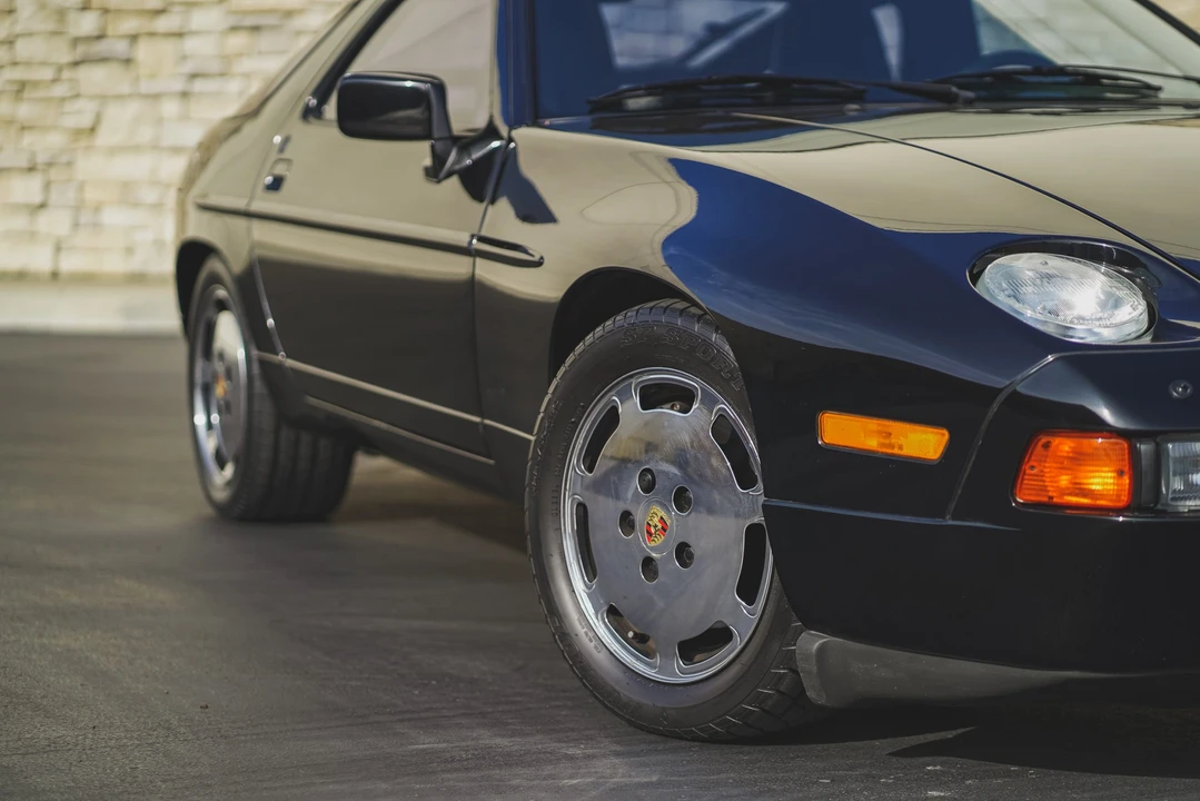1989 Porsche 928 S4 - Image 20 of 31