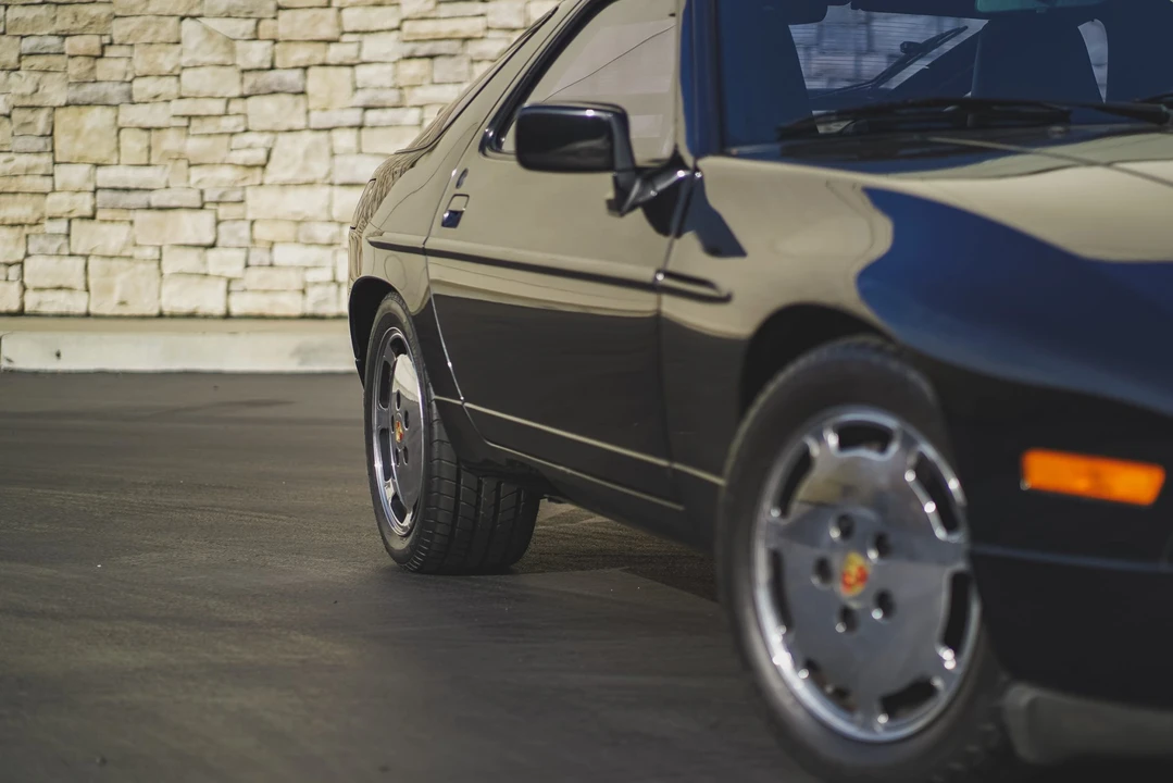 1989 Porsche 928 S4 - Image 21 of 31