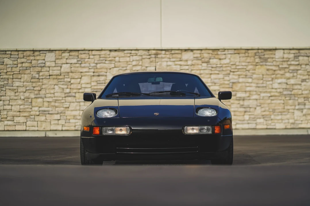 1989 Porsche 928 S4 - Image 5 of 31