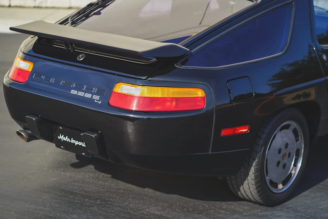 1989 Porsche 928 S4 - Image 31 of 31