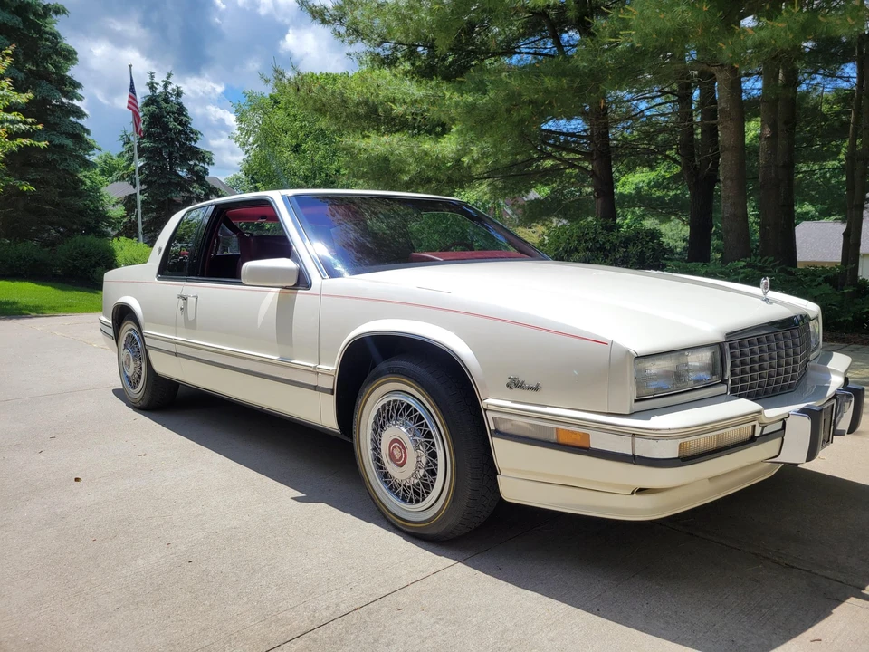 1990 Cadillac Eldorado 11th Gen - Image 19 of 31