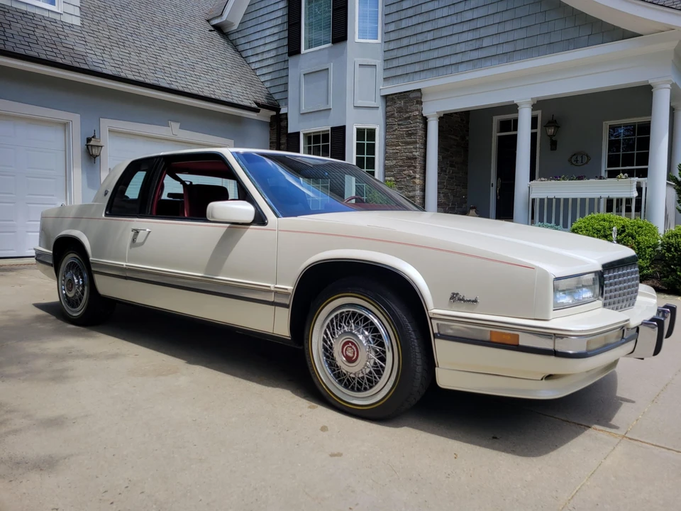 1990 Cadillac Eldorado 11th Gen - Image 20 of 31