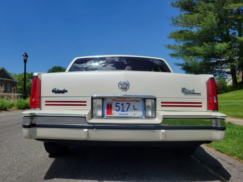 1990 Cadillac Eldorado 11th Gen - Image 30 of 31