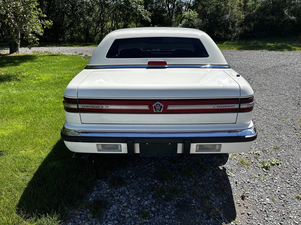 1990 Chrysler TC by Maserati - Image 22 of 31