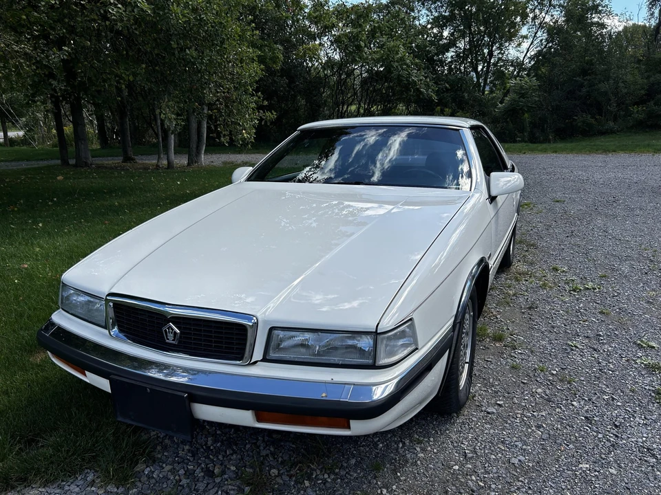 1990 Chrysler TC by Maserati - Image 15 of 31