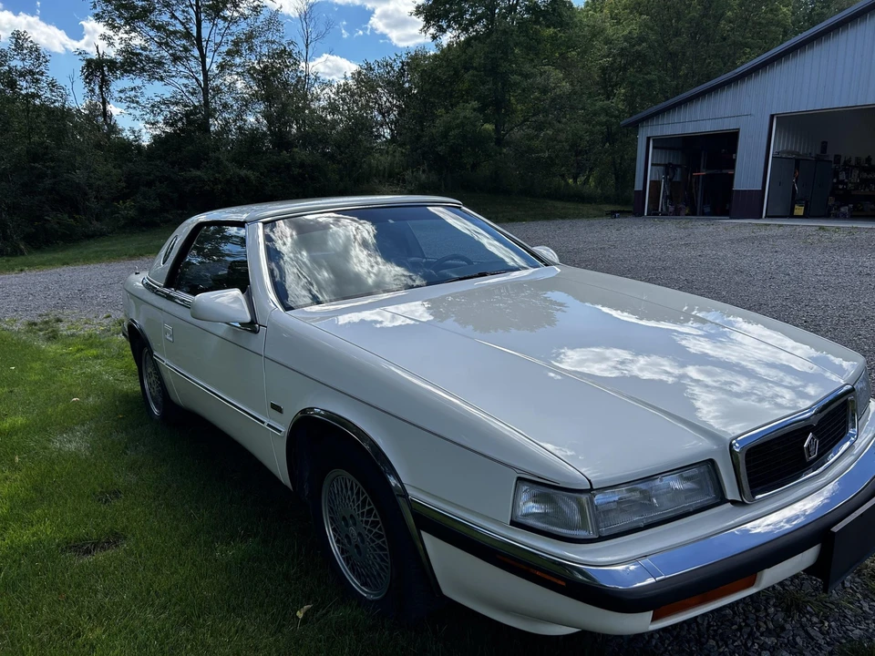 1990 Chrysler TC by Maserati - Image 19 of 31