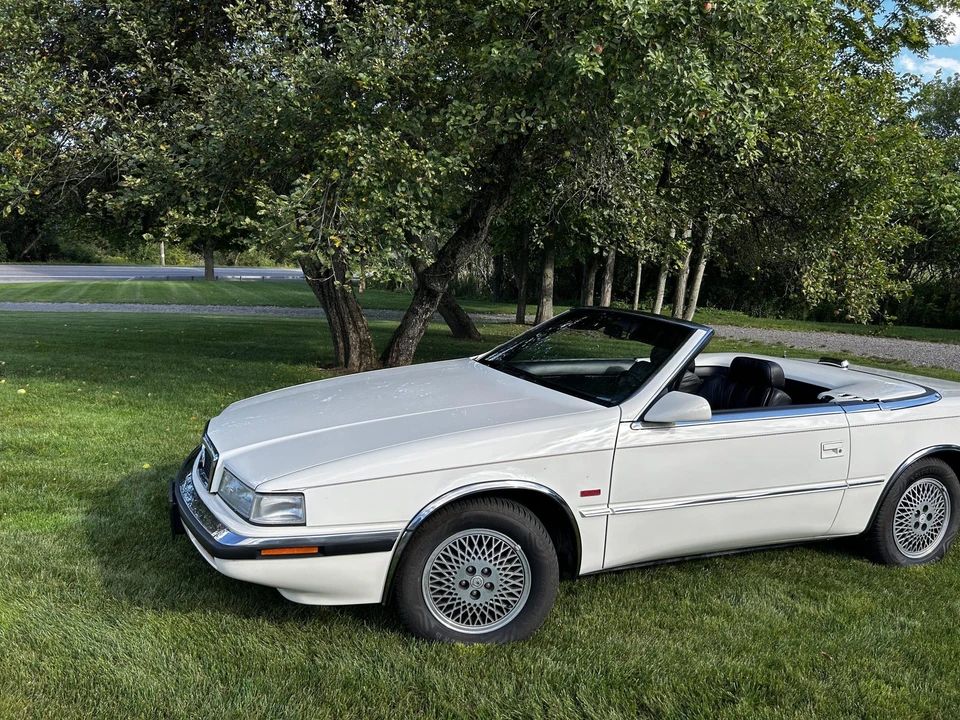 1990 Chrysler TC by Maserati - Image 31 of 31