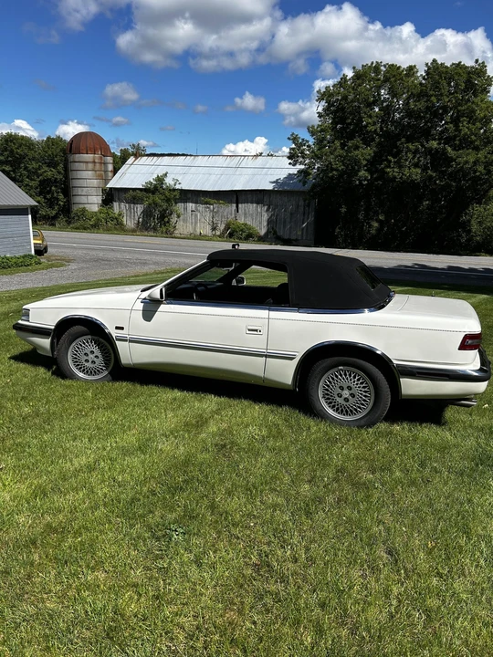 1990 Chrysler TC by Maserati - Image 12 of 31