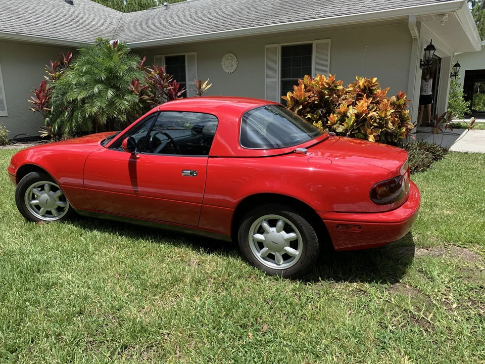 1990 Mazda NA MX-5 Miata - Image 8 of 31
