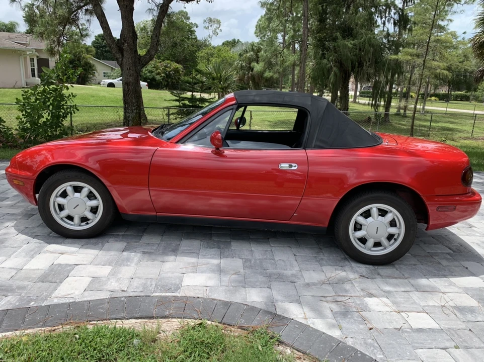 1990 Mazda NA MX-5 Miata - Image 6 of 31