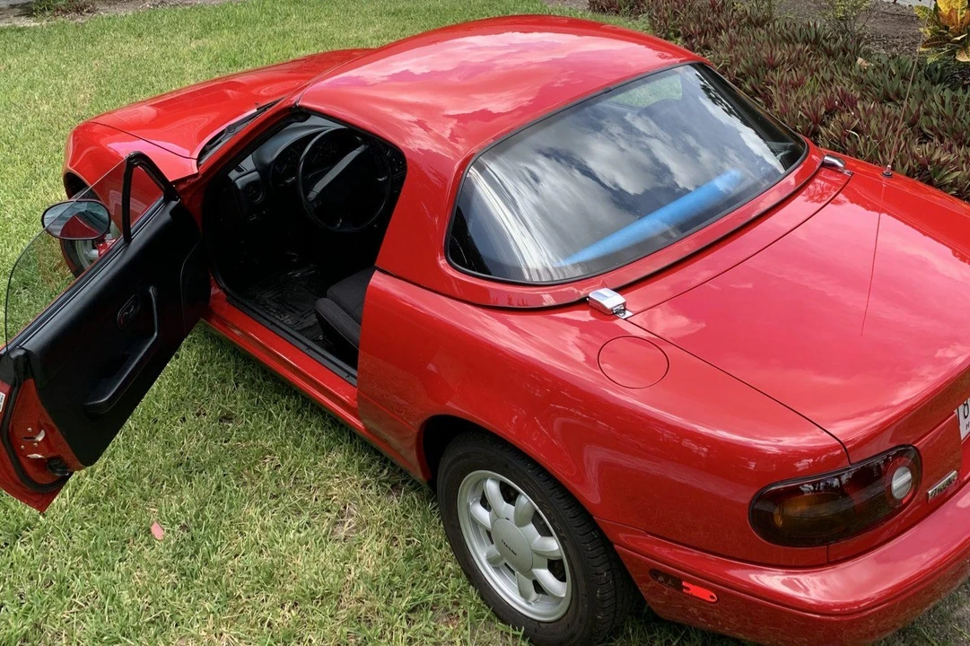 1990 Mazda NA MX-5 Miata - Image 30 of 31