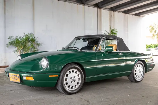 1991 Alfa Romeo Spider Veloce