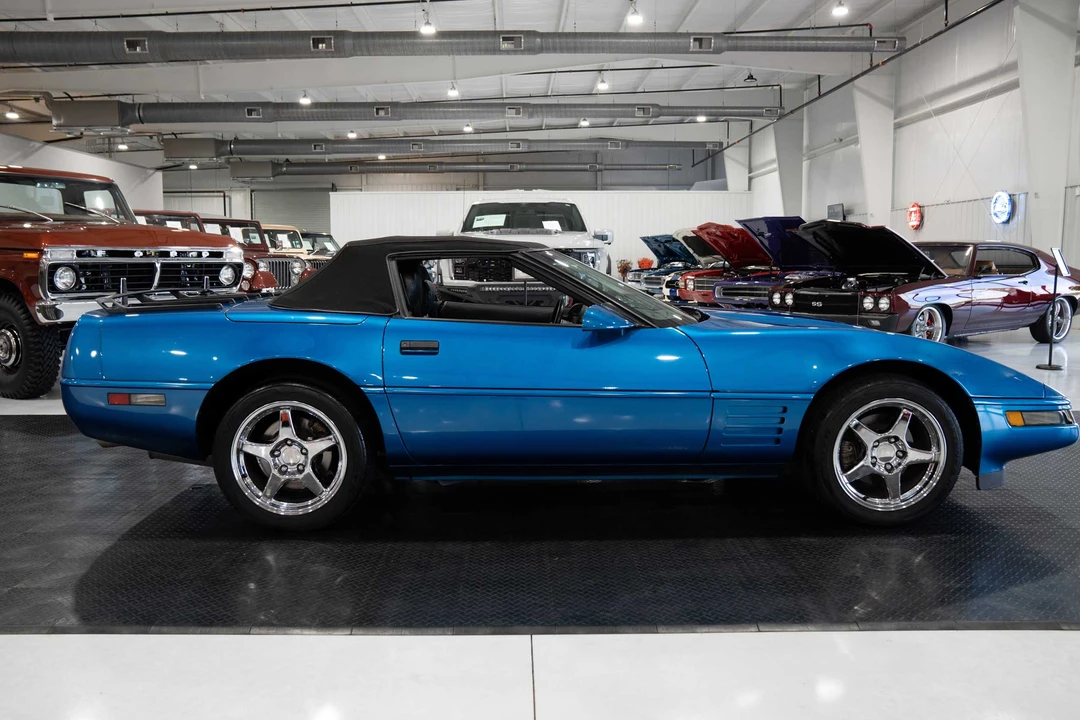 1991 Chevrolet Corvette C4 - Image 3 of 31