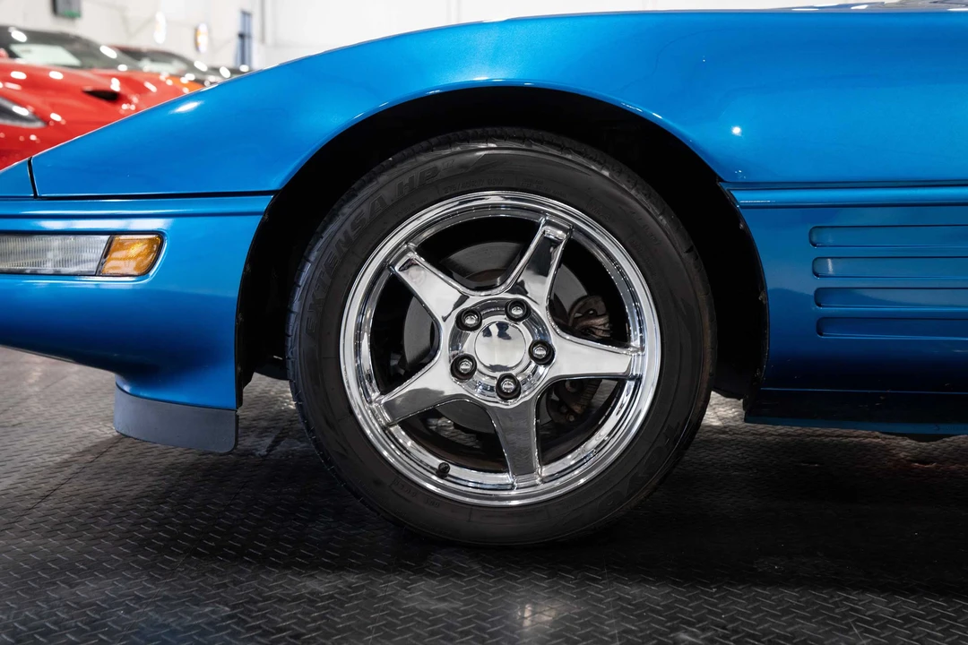 1991 Chevrolet Corvette C4 - Image 15 of 31
