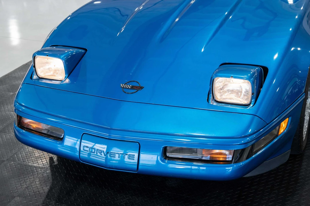 1991 Chevrolet Corvette C4 - Image 22 of 31
