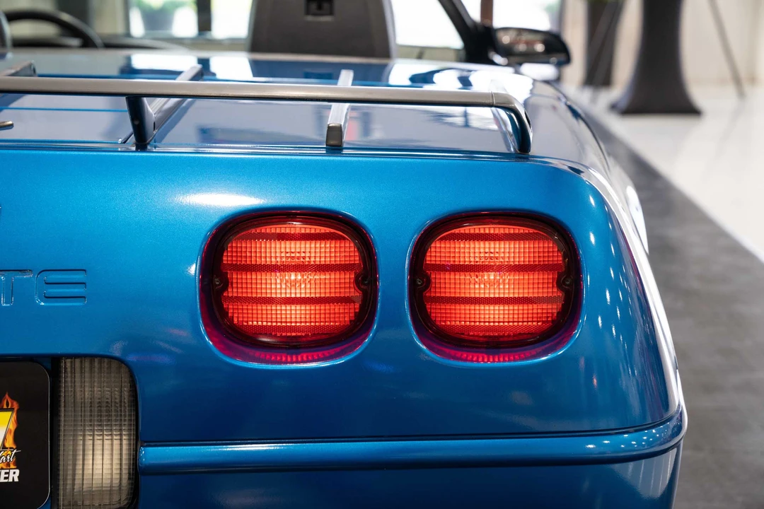 1991 Chevrolet Corvette C4 - Image 20 of 31
