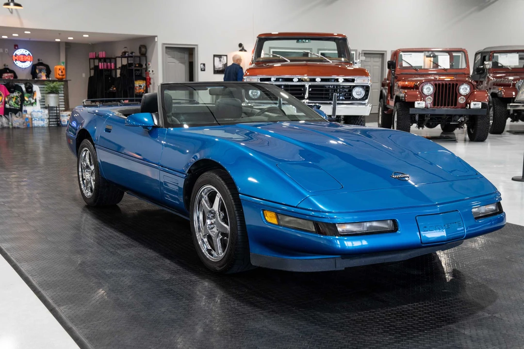 1991 Chevrolet Corvette C4 - Image 12 of 31