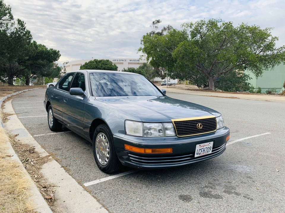 1991 Lexus LS 1st Gen - Image 25 of 31