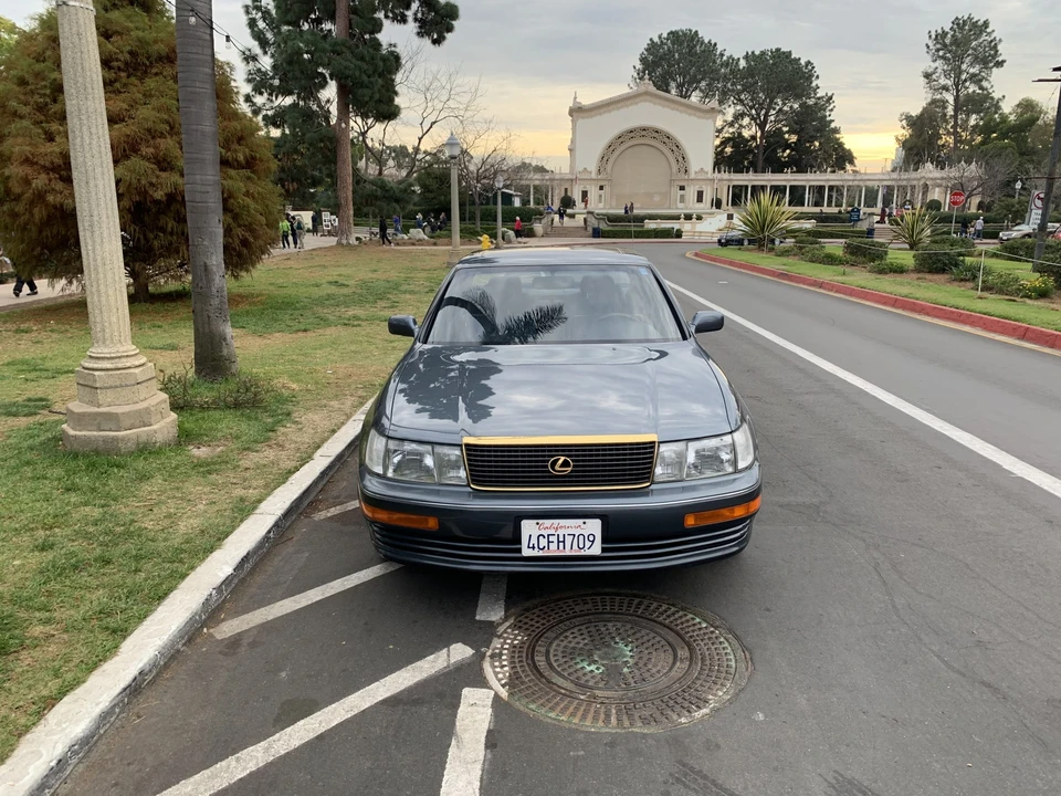1991 Lexus LS 1st Gen - Image 2 of 31
