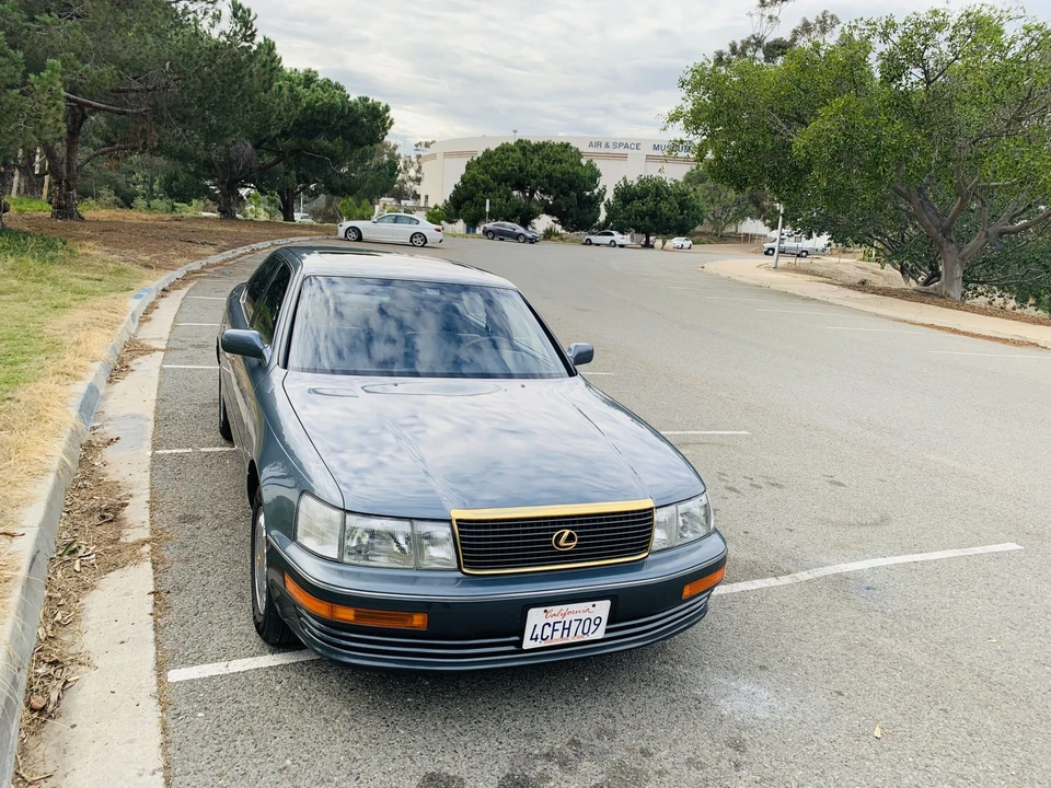 1991 Lexus LS 1st Gen - Image 26 of 31