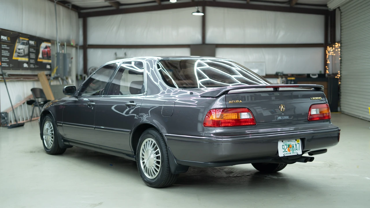 1992 Acura Legend 2nd Gen - Image 21 of 31