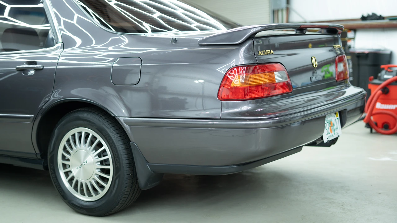 1992 Acura Legend 2nd Gen - Image 27 of 31